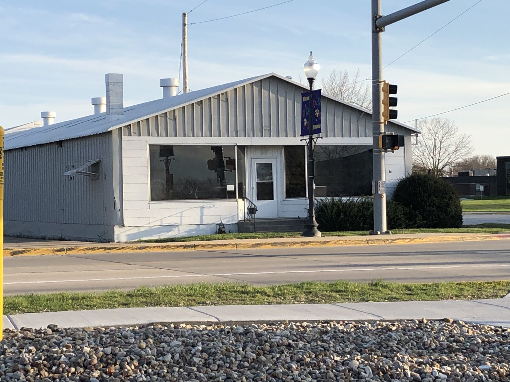 Eldridge former feed store